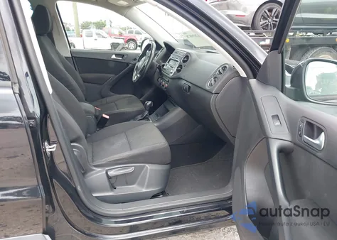 2013 Volkswagen Tiguan S z USA, uszkodzony, nr VIN WVGAV3AXXDW596963